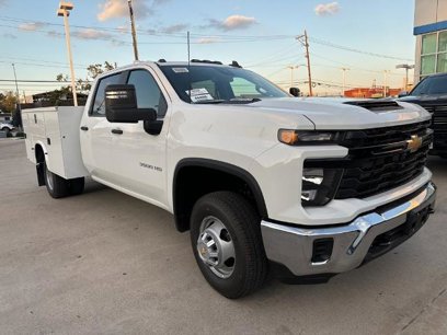 New 2025 Chevrolet Silverado 3500 W/T w/ WT Convenience Package