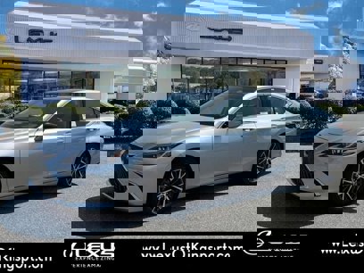 New 2025 Lexus ES 350 w/ Premium Package