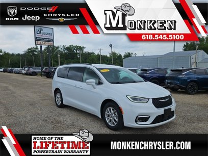 Used 2022 Chrysler Pacifica Touring-L