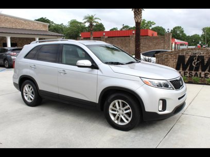 Used 2014 Kia Sorento LX w/ Premium Package