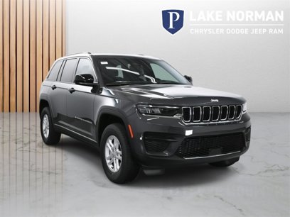 New 2025 Jeep Grand Cherokee Laredo