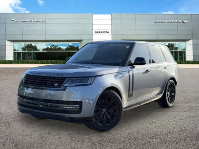 Used 2025 Land Rover Range Rover SE