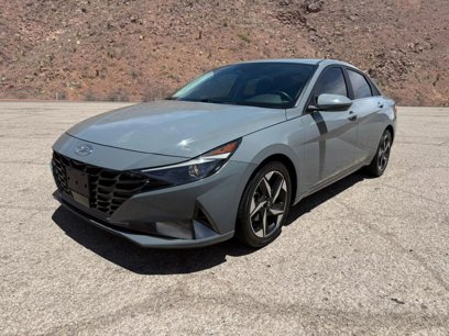 Used 2022 Hyundai Elantra SEL w/ Convenience + Premium Package