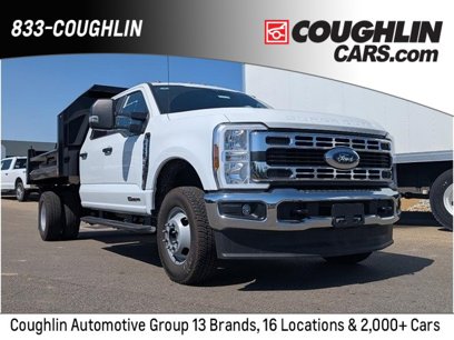 New 2025 Ford F350 XL w/ XL Chrome Package