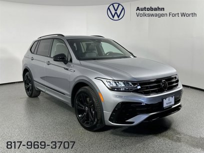 New 2024 Volkswagen Tiguan SE R-Line