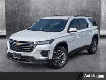 Used 2023 Chevrolet Traverse LT