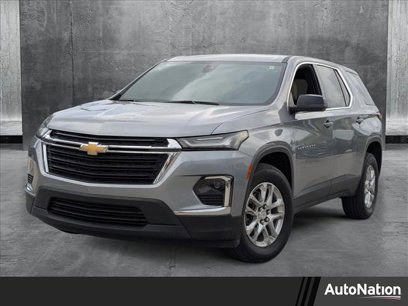 Used 2023 Chevrolet Traverse LS