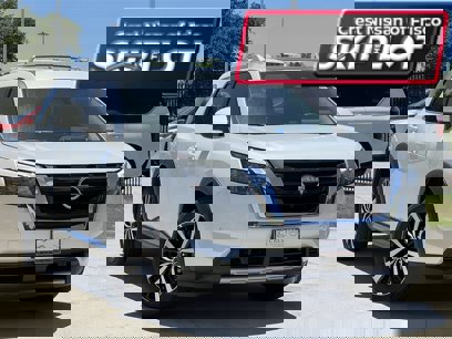 New 2025 Nissan Pathfinder Platinum