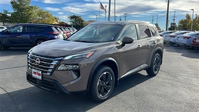 New 2025 Nissan Rogue SV w/ SV Premium Package