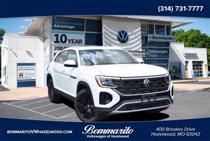 Certified 2024 Volkswagen Atlas Cross Sport SE w/ Black Wheel Package