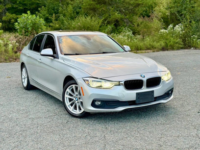 Used 2018 BMW 320i xDrive Sedan w/ Convenience Package