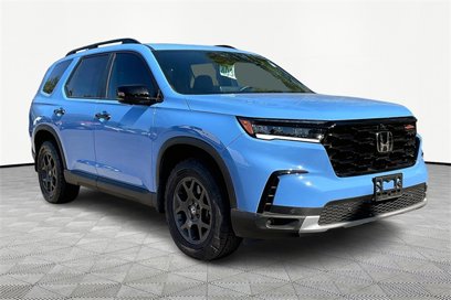 Used 2025 Honda Pilot TrailSport