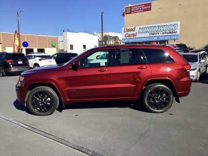 Used 2019 Jeep Grand Cherokee Altitude