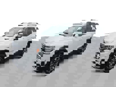 Used 2022 GMC Acadia SLE w/ Driver Convenience Package