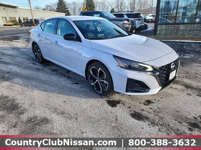 New 2025 Nissan Altima 2.5 SR