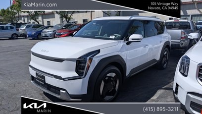 Used 2025 Kia EV9 Wind