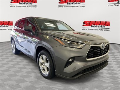 Certified 2023 Toyota Highlander LE