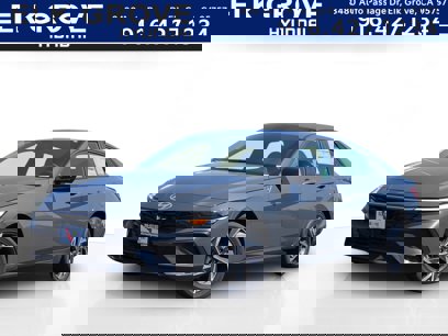 New 2025 Hyundai Elantra SEL