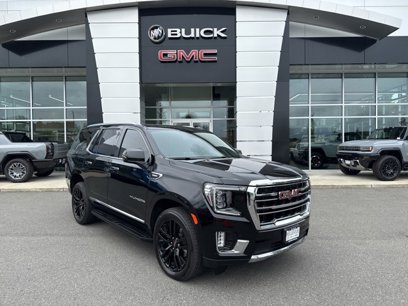 Used 2024 GMC Yukon SLT w/ SLT Premium Package