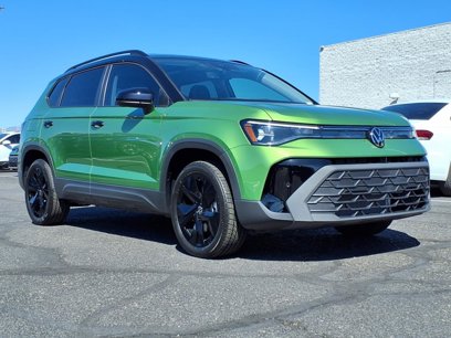 New 2025 Volkswagen Taos SE