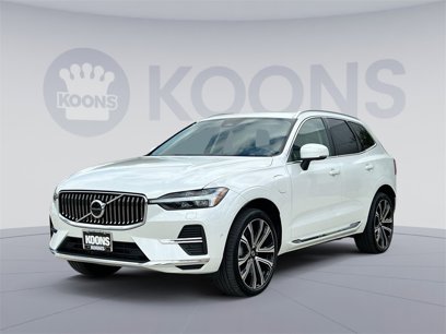 Certified 2023 Volvo XC60 T8 Ultimate w/ Climate Package