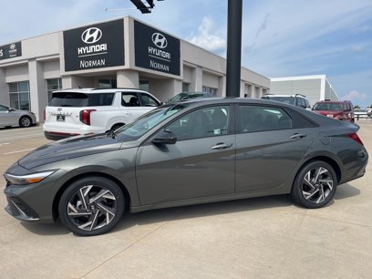 New 2025 Hyundai Elantra SEL