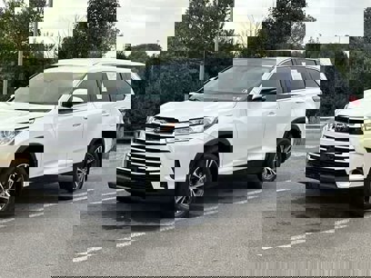 Used 2019 Toyota Highlander LE