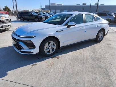 New 2025 Hyundai Sonata SE