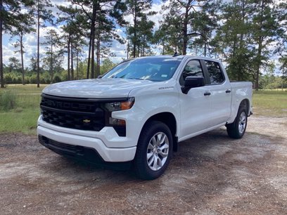 New 2025 Chevrolet Silverado 1500 Custom