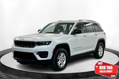 Used 2023 Jeep Grand Cherokee Laredo