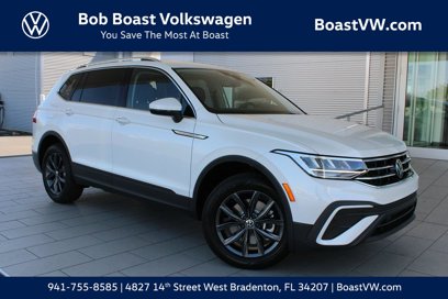 Certified 2024 Volkswagen Tiguan SE w/ Panoramic Sunroof Package