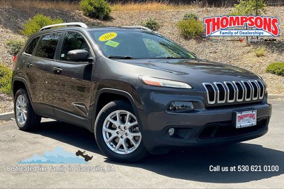 Used 2016 Jeep Cherokee Latitude w/ Safety/Convenience Group