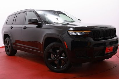 Used 2023 Jeep Grand Cherokee L Laredo