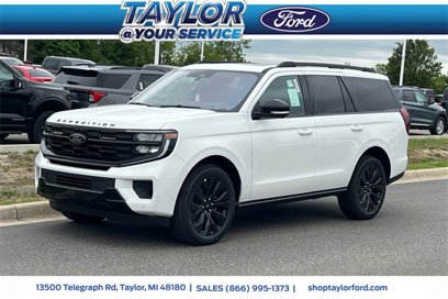 New 2025 Ford Expedition Platinum w/ Stealth Appearance Package