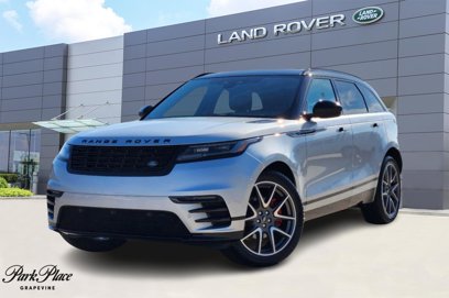 New 2025 Land Rover Range Rover Velar Dynamic SE