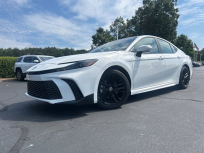 Used 2025 Toyota Camry SE