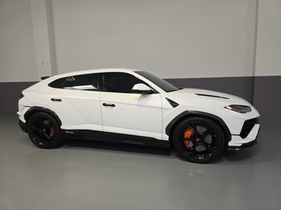 Used 2023 Lamborghini Urus Performante