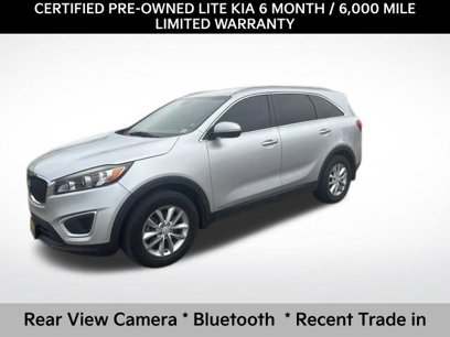 Used 2017 Kia Sorento LX w/ LX Convenience Package