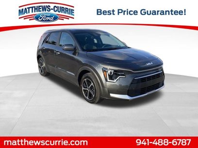 Used 2025 Kia Niro LX