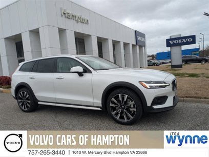 New 2025 Volvo V60 B5 Cross Country Ultra w/ Protection Package Premier