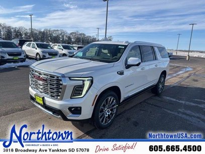 New 2025 GMC Yukon XL Denali w/ Sun & Power Step Package