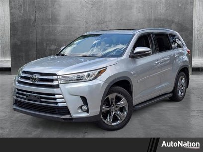 Used 2017 Toyota Highlander Limited Platinum