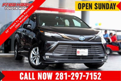 Certified 2023 Toyota Sienna XLE Woodland Edition