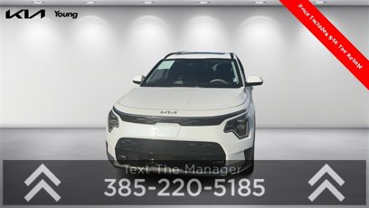 Used 2023 Kia Niro Wave w/ Wave Preserve Package