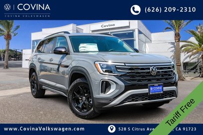 New 2025 Volkswagen Atlas Peak Edition SE