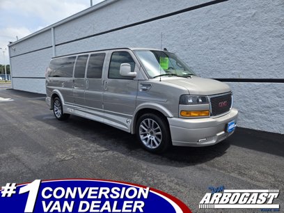 Used 2021 GMC Savana 3500 LS w/ Chrome Appearance Package