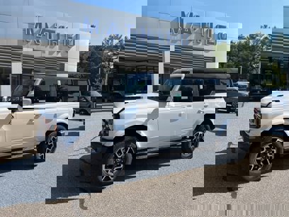 New 2024 Ford Bronco Outer Banks