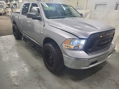 Used 2019 RAM 1500 Classic SLT w/ Luxury Group