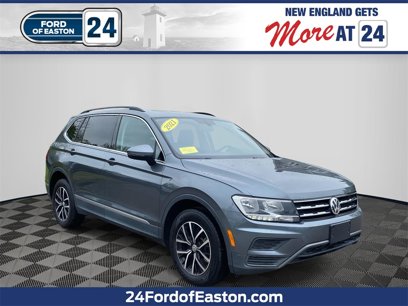Used 2021 Volkswagen Tiguan SE w/ Panoramic Sunroof Package