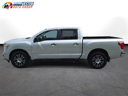 Used 2021 Nissan Titan SV w/ SV Convenience Package